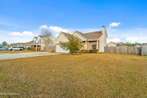 14040 Seymour Dr, D'Iberville, MS, 39540-9202 | Card Image