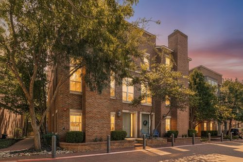 401-7700 Eastern Ave, Dallas, TX, 75209-5122 | Card Image