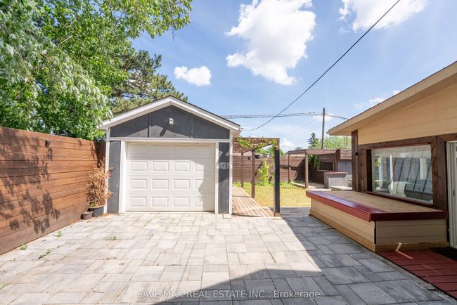 69 Eldomar Ave, House other with 4 bedrooms, 3 bathrooms and 5 parking in Brampton ON | Image 40