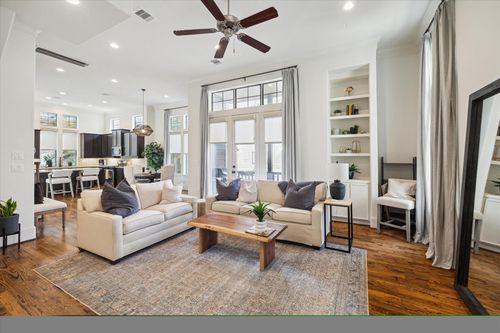 3225 Maxroy St, Houston, TX, 77008-6222 | Card Image