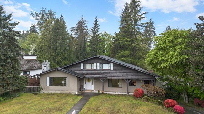6259 Buckingham Drive, House other with 5 bedrooms, 4 bathrooms and 6 parking in Burnaby BC | Image 3