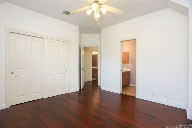 14307 Windy Crk, House other with 4 bedrooms, 4 bathrooms and null parking in Helotes TX | Image 20