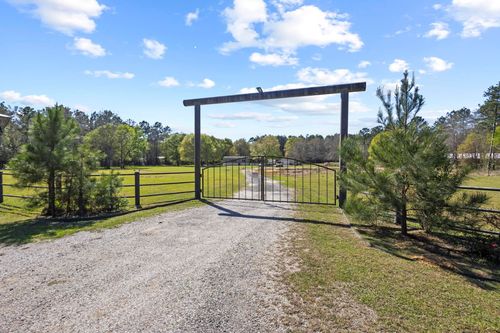 4886 Highway 326 N, Kountze, TX, 77625-6443 | Card Image