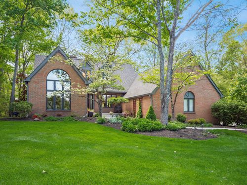 8403 Beeswing Ct, Dublin, OH, 43017-9724 | Card Image