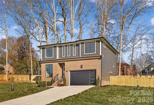 16311 Riverpointe Dr, Charlotte, NC, 28278-8831 | Card Image