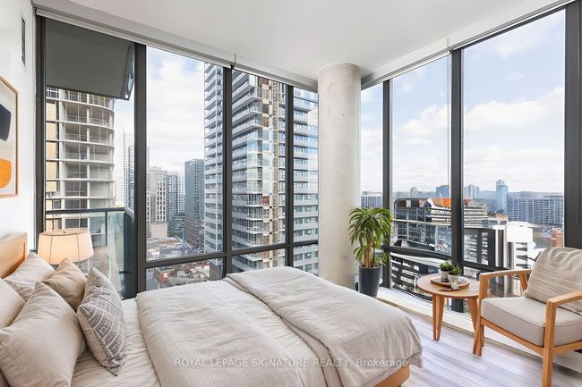 2006 - 33 Lombard St, Condo with 2 bedrooms, 2 bathrooms and 1 parking in Toronto ON | Image 17