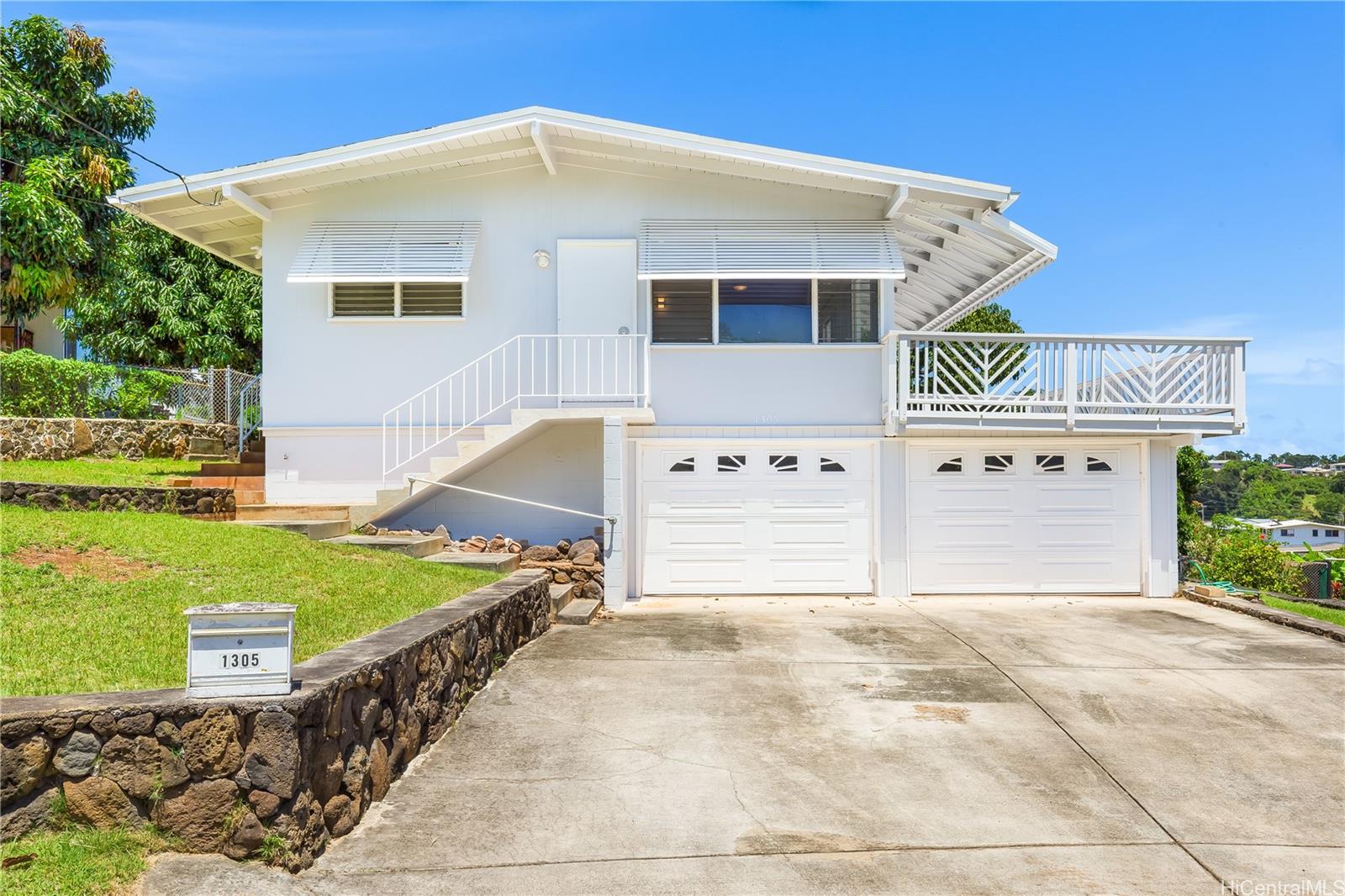 Ainapua St, Honolulu, HI 96819