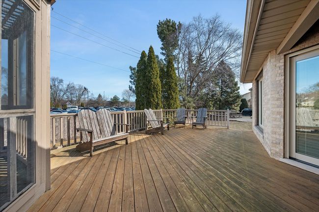 1144 W Trinity Dr, House other with 3 bedrooms, 4 bathrooms and 2 parking in ADDISON IL | Image 39