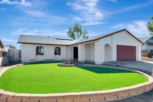 9421 Avenida Acero, Spring Valley, CA, 91977-6003 | Card Image