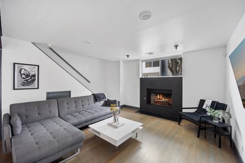 unit-11-4134 Travis St, Dallas, TX, 75204-1883 | Card Image