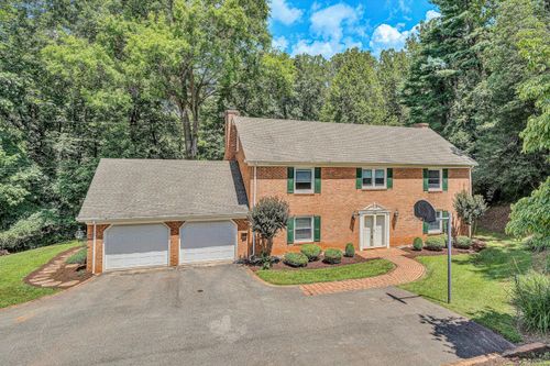 280 Hillcrest Dr, Rocky Mount, VA, 24151-1617 | Card Image
