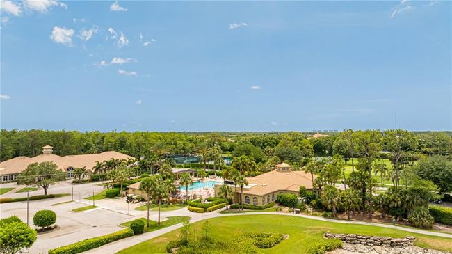 12802 Maiden Cane Ln, Condo with 3 bedrooms, 2 bathrooms and 2 parking in BONITA SPRINGS FL | Image 44