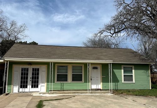 1012 Haley Ave, Rockdale, TX, 76567-2738 | Card Image