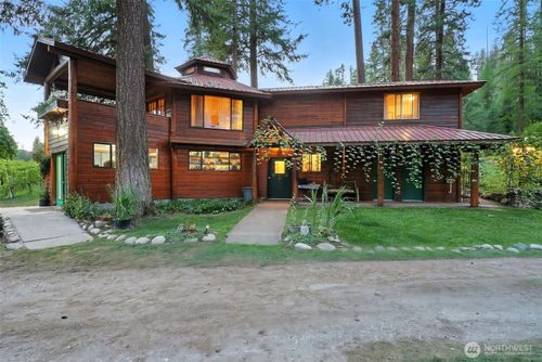 3725 Vineyard Way, Kettle Falls, WA, 99141-8852 | Card Image