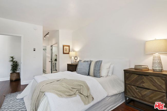 159 - 23901 Civic Center Way, Condo with 2 bedrooms, 2 bathrooms and 2 parking in Malibu CA | Image 21