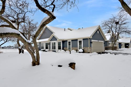 1080 Ridgefield Cir, Carol Stream, IL, 60188-4717 | Card Image