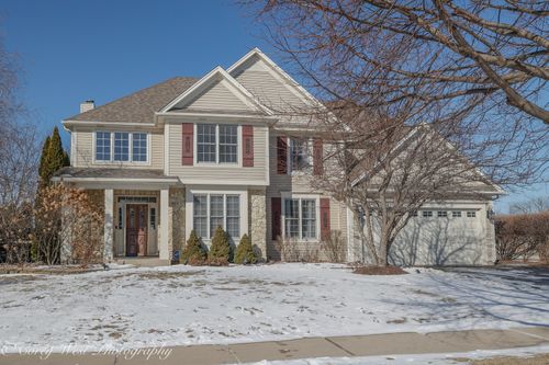 801 Citizen Ave, Elburn, IL, 60119-7812 | Card Image