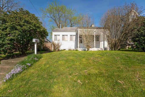 816 Madison Avenue, Morgantown, WV, 26501 | Card Image