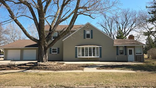 535 W 1st St, Cottonwood, MN, 56229-2252 | Card Image