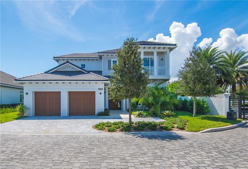 909 Surfside Ter, Vero Beach, FL, 32963 | Card Image