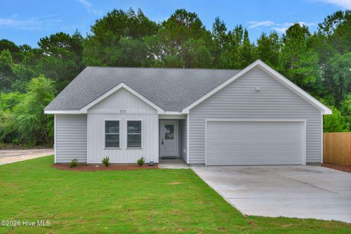 111 William Gurganus Rd, Maple Hill, NC, 28454-8608 | Card Image