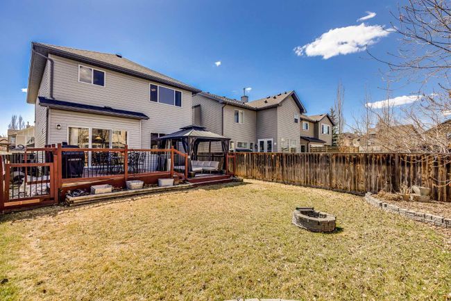 169 Brightonstone Landing Se, Home with 3 bedrooms, 2 bathrooms and 4 parking in Calgary AB | Image 26