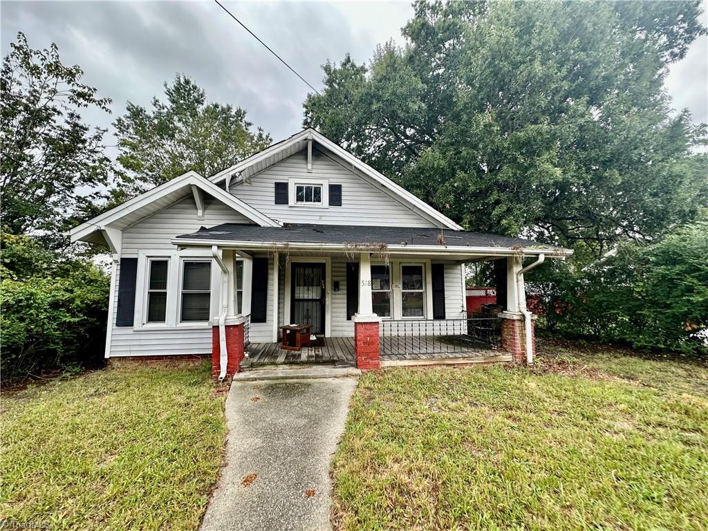 Pine St, Greensboro, NC 27401