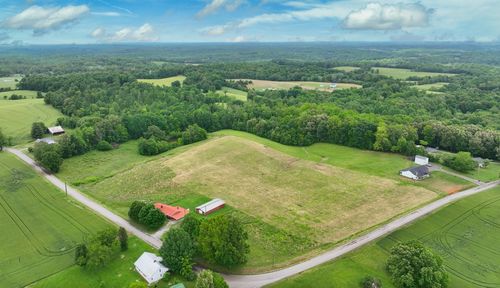 192 Nubia Rd, Westmoreland, TN, 37186-5348 | Card Image