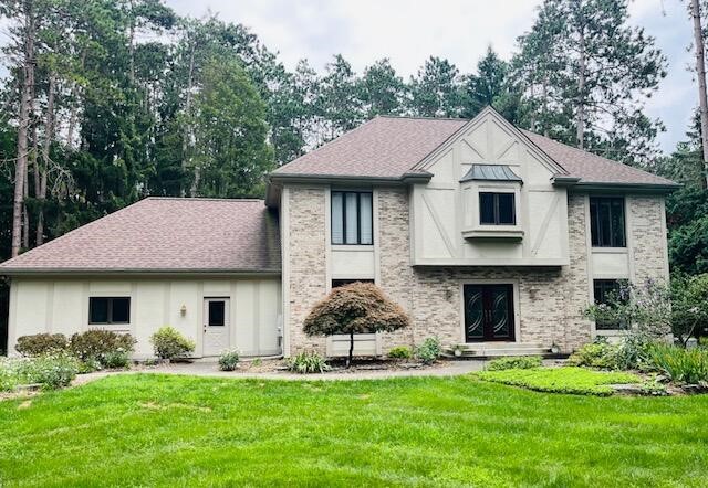 Oliver Woods Dr, Grand Rapids, MI 49546