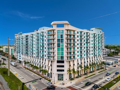 907-140 S Dixie Hwy, Hollywood, FL, 33020-7328 | Card Image