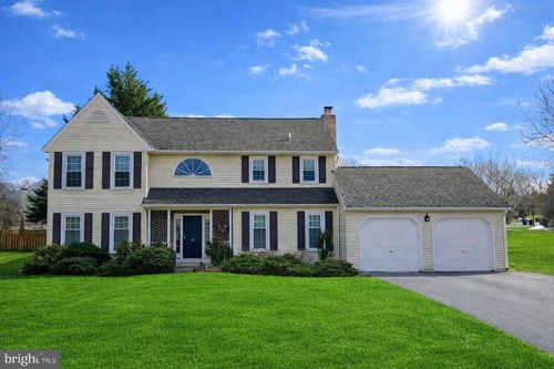 4 Sunrise Dr, Newark, DE, 19711-4386 | Card Image