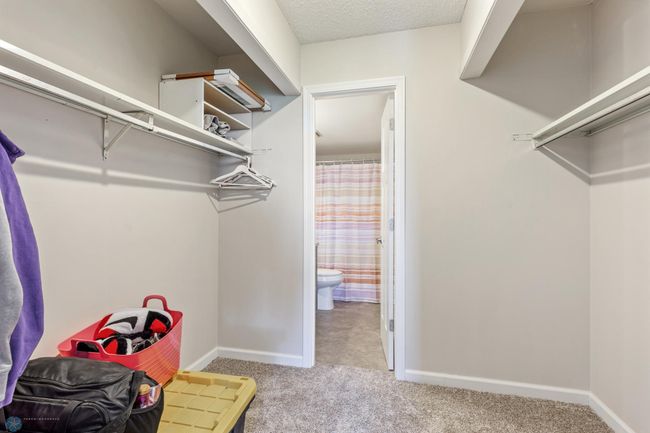 Walk-In Closet | Image 15