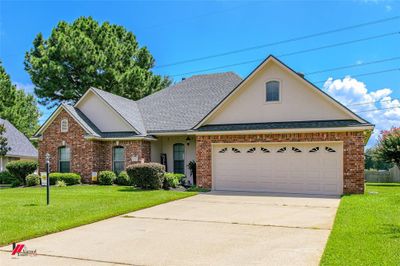 8193 Myrtlewood Drive, House other with 3 bedrooms, 2 bathrooms and null parking in Greenwood LA | Image 1