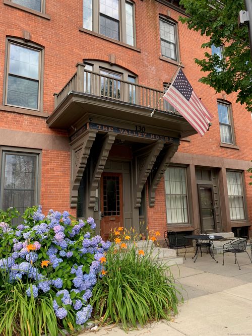 apt-4c-130 Main St, Collinsville, CT, 06019-3179 | Card Image