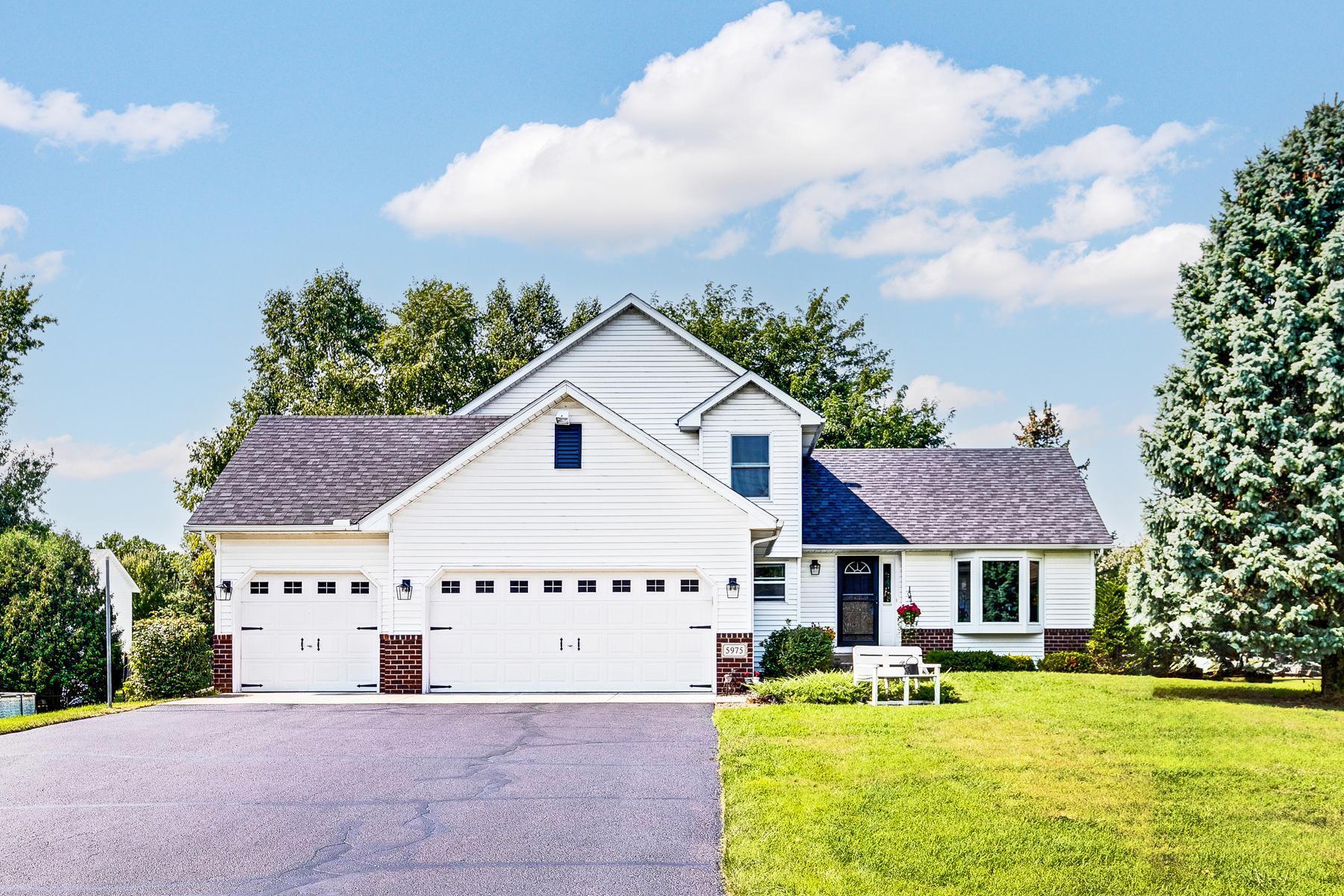 Norway Pine Ct, Saint Paul, MN 55110