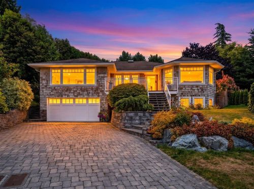 16063 8 Ave, Surrey, BC, V4A1A1 | Card Image