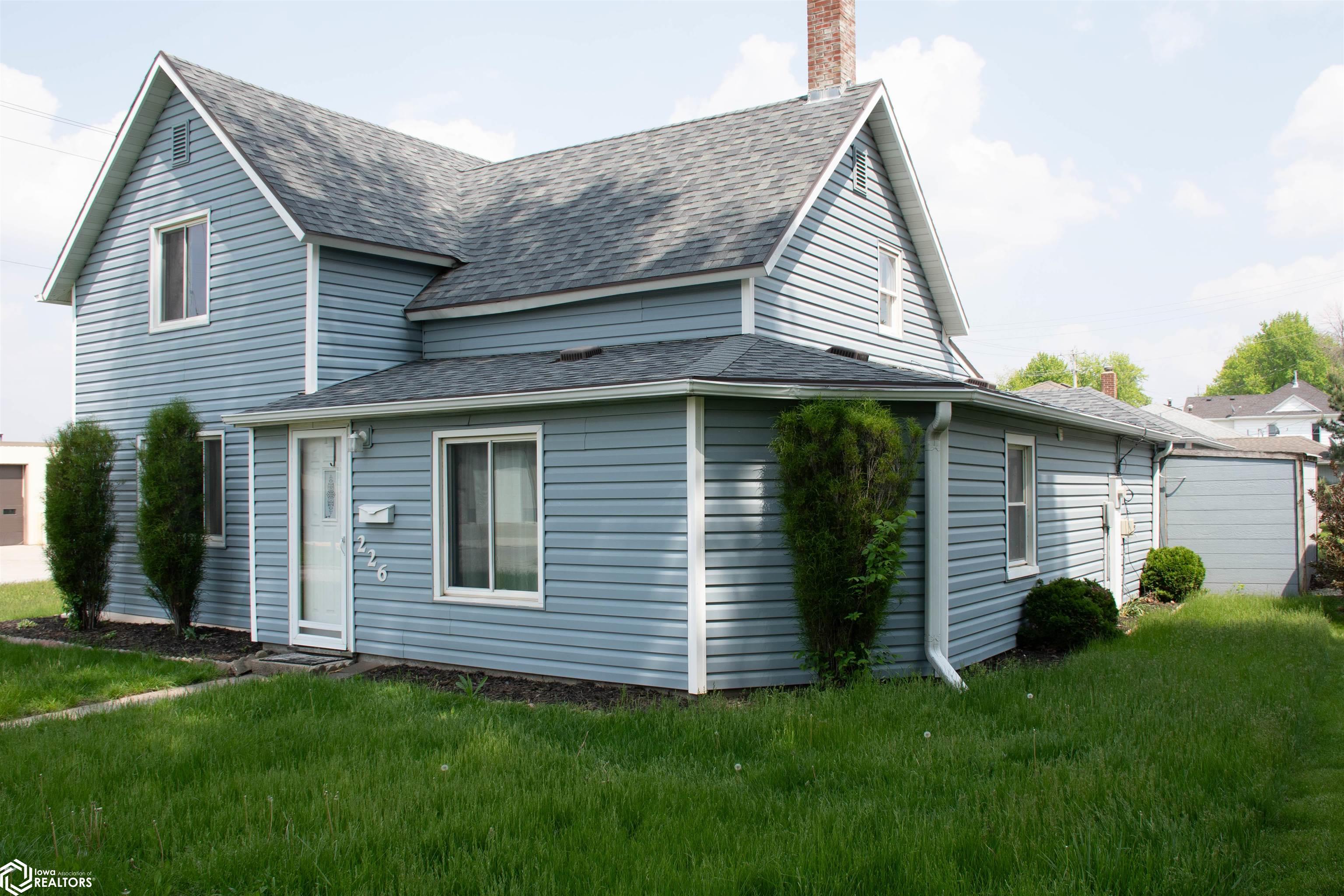 East St, Carroll, IA 51401
