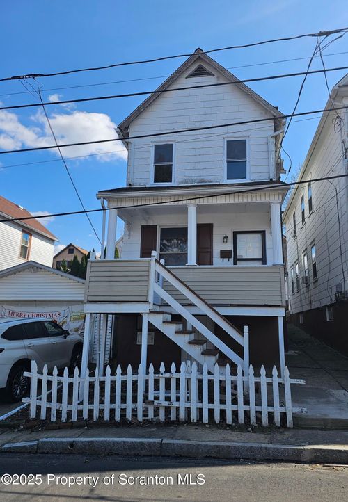 109 Logan St, Wilkes Barre, PA, 18702-6541 | Card Image