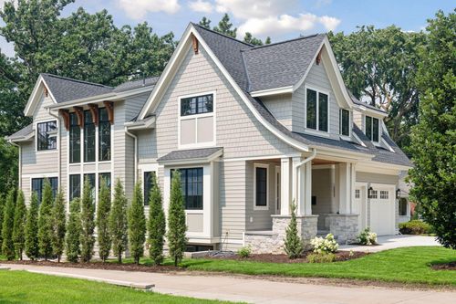 141 Benton Ave, Wayzata, MN, 55391-1110 | Card Image