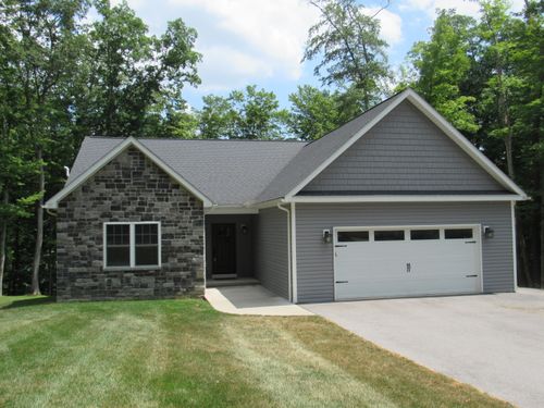 173 Lesser Antilles Ct, Dubois, PA, 15801 | Card Image