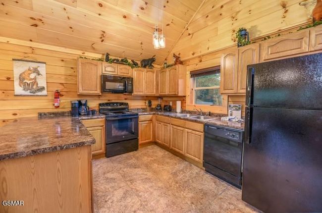 3202 Steeple Way, House other with 2 bedrooms, 3 bathrooms and null parking in Pigeon Forge TN | Image 8