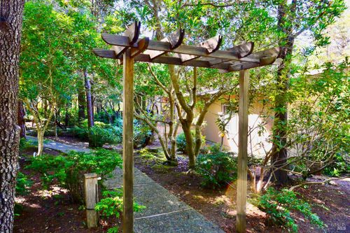 spc-60-43300 Little River Airport Rd, Little River, CA, 95456-9626 | Card Image