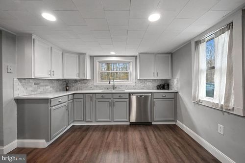 1312 Everetts Corner Rd, HARTLY, DE, 19953-3444 | Card Image