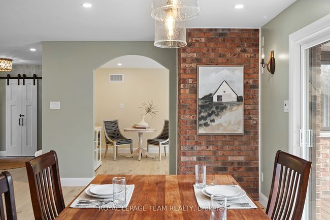 1056 Heenan Terr, House other with 4 bedrooms, 4 bathrooms and 6 parking in Manotick ON | Image 16