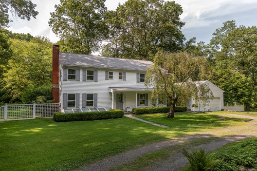 2 Bridgeworth Ln, Sherman, CT, 06784-1931 | Card Image