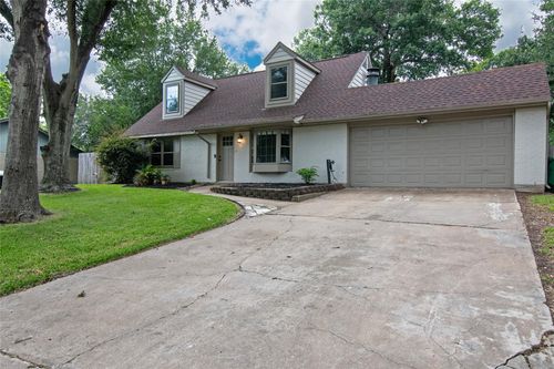 2410 Valley Dr, Brenham, TX, 77833-5538 | Card Image