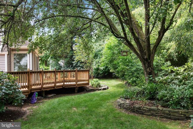 8924 Cross Chase Cir, House other with 4 bedrooms, 5 bathrooms and null parking in LORTON VA | Image 73