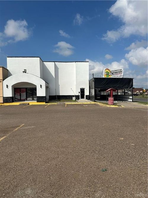 2304 S Cage Blvd, Pharr, TX, 78577-6717 | Card Image