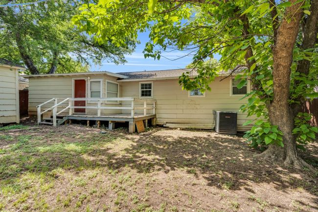 214 Hill Ln, House other with 3 bedrooms, 2 bathrooms and null parking in Red Oak TX | Image 6