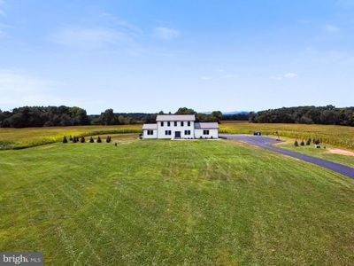 230 Granite Station Road, House other with 5 bedrooms, 2 bathrooms and null parking in GETTYSBURG PA | Image 2